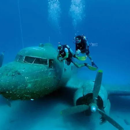 Neptune Dive Club * 카스